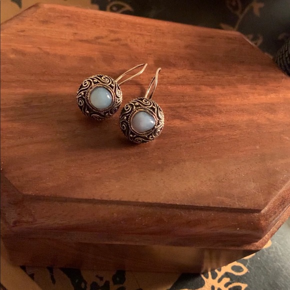 Antique Style Blue Angelite Tpz Infinity Earrings - Picture 10 of 10